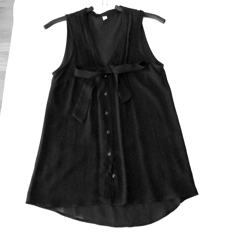 Cute black top that you can wear with everything.